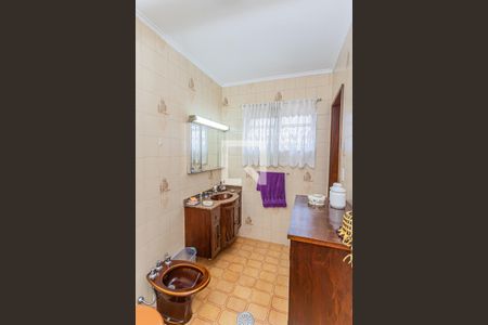 Casa à venda com 197m², 3 quartos e 4 vagas Casa à venda com 197m², 3 quartos e 4 vagasBanheiro suite