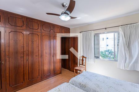 Casa à venda com 197m², 3 quartos e 4 vagas Casa à venda com 197m², 3 quartos e 4 vagasSuite