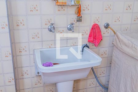 Casa à venda com 197m², 3 quartos e 4 vagas Casa à venda com 197m², 3 quartos e 4 vagasÁrea de serviço e quintal