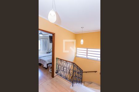 Casa à venda com 197m², 3 quartos e 4 vagas Casa à venda com 197m², 3 quartos e 4 vagasHall dos quartos