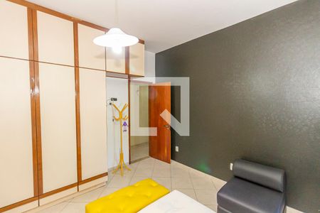 Casa à venda com 200m², 4 quartos e 3 vagasSuíte 2