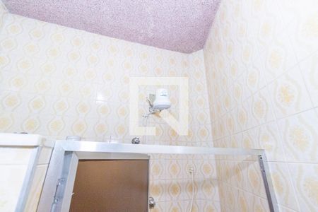 Casa à venda com 200m², 4 quartos e 3 vagasBanheiro 2