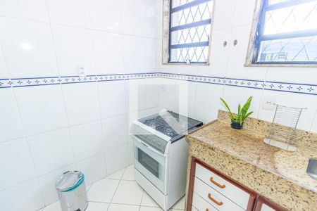 Casa à venda com 200m², 4 quartos e 3 vagasCozinha e Área de Serviço