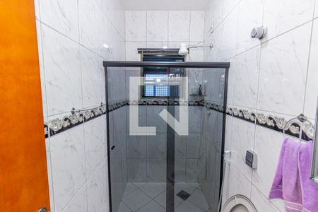 Casa à venda com 200m², 4 quartos e 3 vagasBanheiro 1