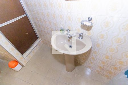 Casa à venda com 200m², 4 quartos e 3 vagasBanheiro 2