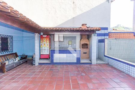 Casa à venda com 200m², 4 quartos e 3 vagasQuintal