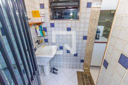 Casa à venda com 200m², 4 quartos e 3 vagasCozinha e Área de Serviço