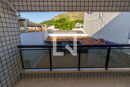 Casa à venda com 200m², 4 quartos e 3 vagasVaranda 2