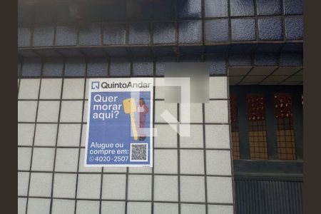 Casa à venda com 200m², 4 quartos e 3 vagasFachada