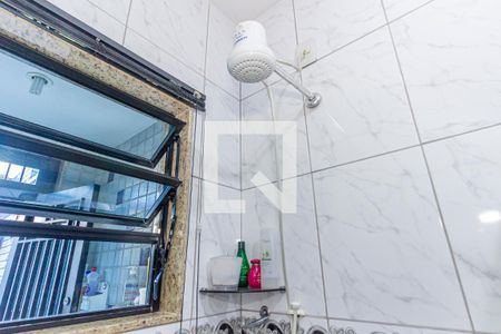 Casa à venda com 200m², 4 quartos e 3 vagasBanheiro 1