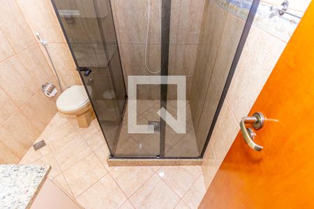 Casa à venda com 200m², 4 quartos e 3 vagasBanheiro da Suíte 2