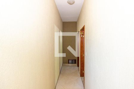 Casa à venda com 200m², 4 quartos e 3 vagasCorredor