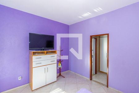 Casa à venda com 200m², 4 quartos e 3 vagasSuíte 1