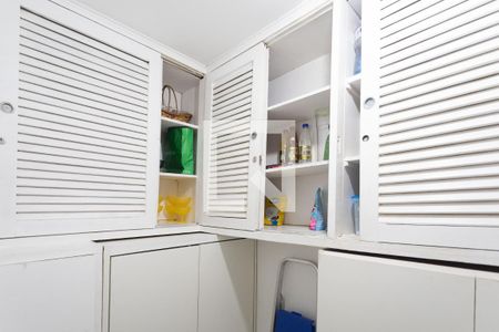 Apartamento à venda com 100m², 3 quartos e sem vagaQuarto de Serviço