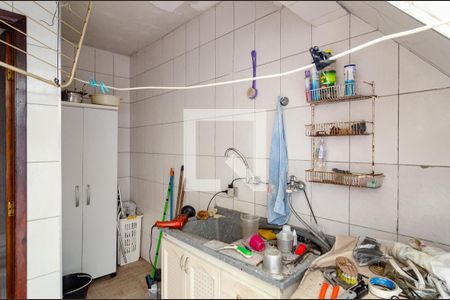 Casa à venda com 196m², 4 quartos e 2 vagas Casa à venda com 196m², 4 quartos e 2 vagasÁrea de Serviço
