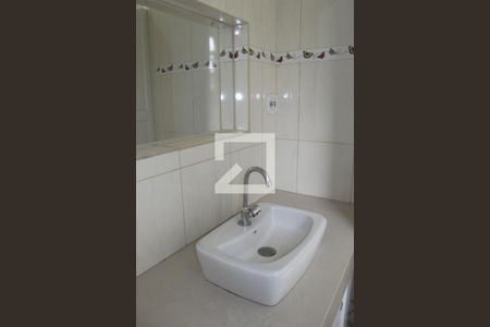 Apartamento à venda com 71m², 2 quartos e sem vagaBanheiro