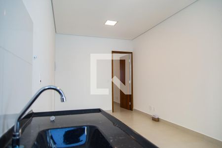 Sala/Cozinha de apartamento para alugar com 1 quarto, 32m² em Chácara Inglesa, São Paulo