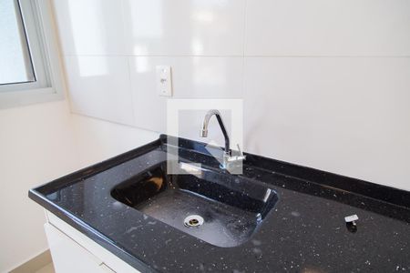 Sala/Cozinha de apartamento para alugar com 1 quarto, 32m² em Chácara Inglesa, São Paulo