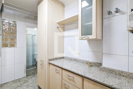 Apartamento à venda com 208m², 4 quartos e 1 vaga Apartamento à venda com 208m², 4 quartos e 1 vagaÁrea de serviço