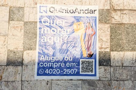 Apartamento à venda com 208m², 4 quartos e 1 vaga Apartamento à venda com 208m², 4 quartos e 1 vagaFachada