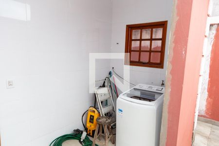 Casa à venda com 122m², 3 quartos e 2 vagas Casa à venda com 122m², 3 quartos e 2 vagasÁrea de Serviço