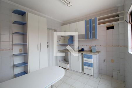 Apartamento para alugar com 90m², 3 quartos e 2 vagasCozinha