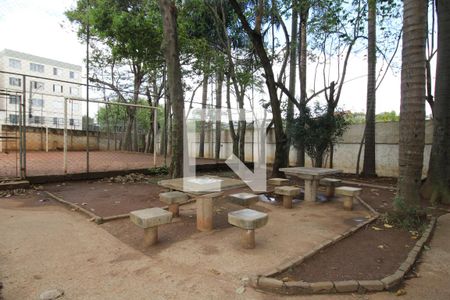 Apartamento para alugar com 47m², 2 quartos e 1 vagaÁrea comum - bosque