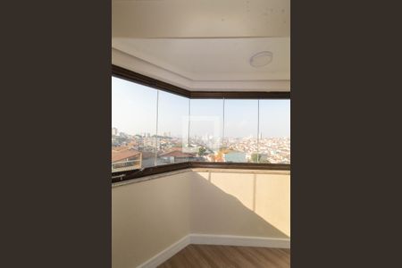 Apartamento à venda com 80m², 3 quartos e 2 vagas Apartamento à venda com 80m², 3 quartos e 2 vagasVaranda