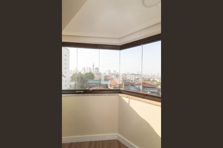 Apartamento à venda com 80m², 3 quartos e 2 vagas Apartamento à venda com 80m², 3 quartos e 2 vagasVaranda