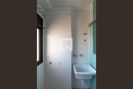 Apartamento à venda com 80m², 3 quartos e 2 vagas Apartamento à venda com 80m², 3 quartos e 2 vagasÁrea de Serviço