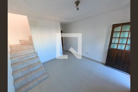 Sala de casa de condomínio à venda com 2 quartos, 111m² em Piqueri, São Paulo