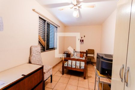 Casa para alugar com 200m², 3 quartos e 6 vagas Casa para alugar com 200m², 3 quartos e 6 vagasQuarto do Escritório