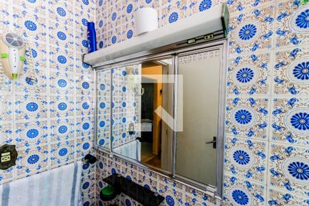 Casa para alugar com 200m², 3 quartos e 6 vagas Casa para alugar com 200m², 3 quartos e 6 vagasEspelho