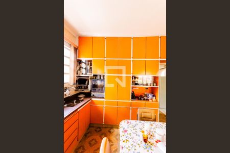 Casa para alugar com 200m², 3 quartos e 6 vagas Casa para alugar com 200m², 3 quartos e 6 vagasArmário