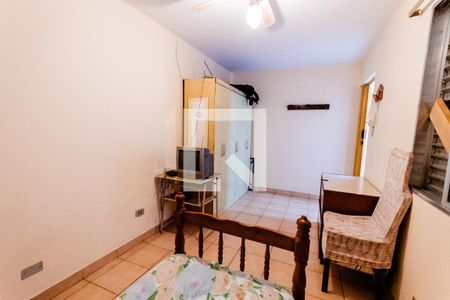 Casa para alugar com 200m², 3 quartos e 6 vagas Casa para alugar com 200m², 3 quartos e 6 vagasQuarto do Escritório