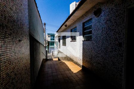 Casa para alugar com 200m², 3 quartos e 6 vagas Casa para alugar com 200m², 3 quartos e 6 vagasGaragem