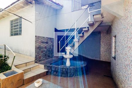 Casa para alugar com 200m², 3 quartos e 6 vagas Casa para alugar com 200m², 3 quartos e 6 vagasQuintal