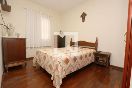 Casa à venda com 149m², 5 quartos e 2 vagasQuarto 4