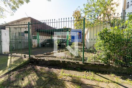 Fachada de casa para alugar com 0 quarto, 30m² em Sarandi, Porto Alegre