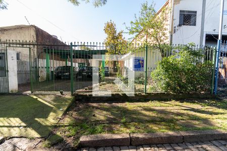 Fachada de casa para alugar com 0 quarto, 30m² em Sarandi, Porto Alegre