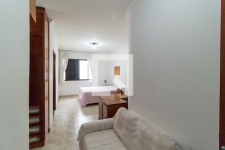 Casa à venda com 350m², 4 quartos e 5 vagasQuarto 2