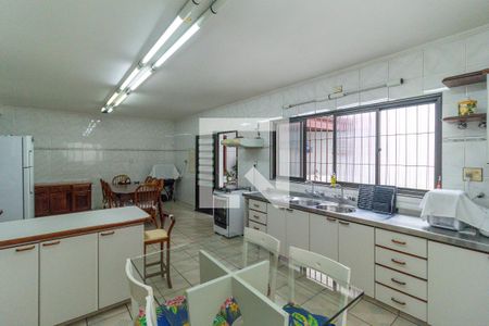 Casa à venda com 350m², 4 quartos e 5 vagasCozinha