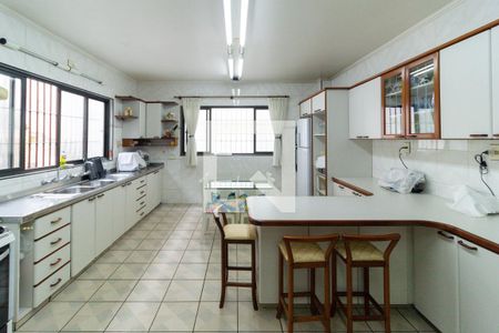 Casa à venda com 350m², 4 quartos e 5 vagasCozinha