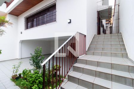 Casa à venda com 350m², 4 quartos e 5 vagasEntrada
