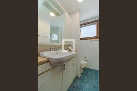 Apartamento à venda com 208m², 3 quartos e 2 vagas Apartamento à venda com 208m², 3 quartos e 2 vagasBanheiro