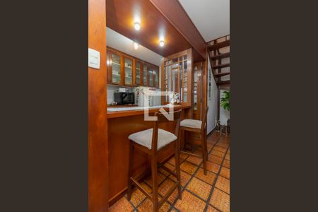 Apartamento à venda com 208m², 3 quartos e 2 vagas Apartamento à venda com 208m², 3 quartos e 2 vagasCozinha