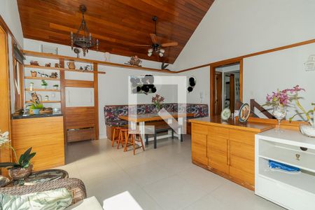 Apartamento à venda com 208m², 3 quartos e 2 vagas Apartamento à venda com 208m², 3 quartos e 2 vagasSalão segundo piso