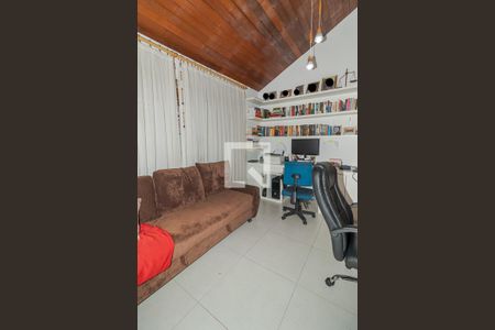 Apartamento à venda com 208m², 3 quartos e 2 vagas Apartamento à venda com 208m², 3 quartos e 2 vagasEscritório