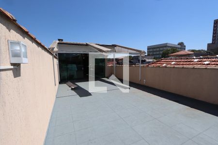 Casa à venda com 266m², 4 quartos e 2 vagas Casa à venda com 266m², 4 quartos e 2 vagasSolário