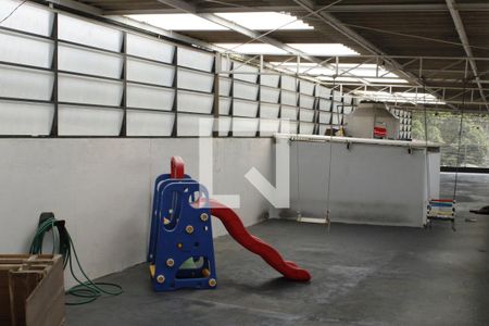 Casa à venda com 340m², 3 quartos e NaN vagasQuintal/canil